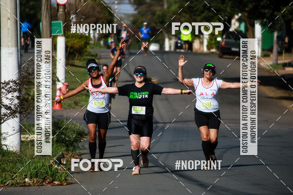 Buy your photos of the eventEvolution Run 21k 2019 on Fotop
