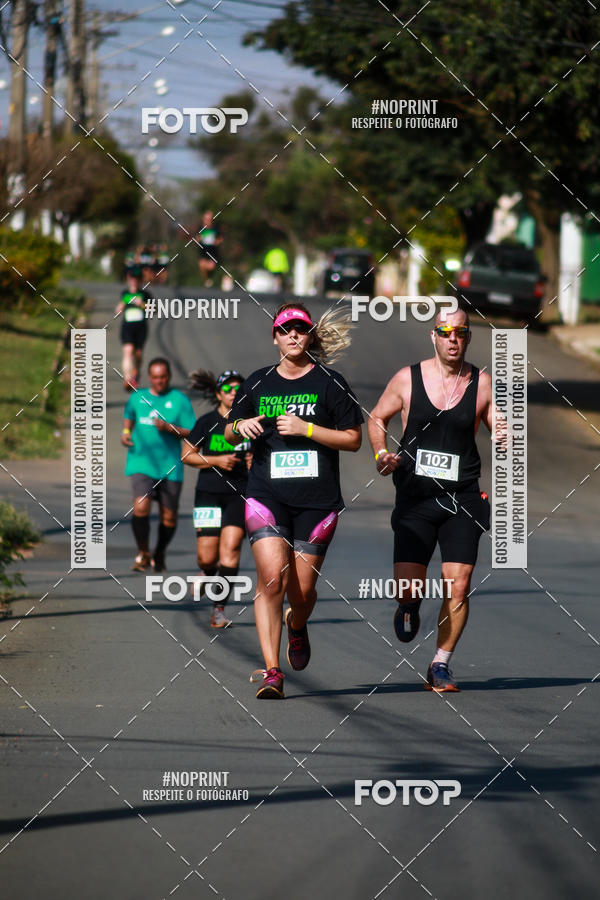 Buy your photos of the eventEvolution Run 21k 2019 on Fotop