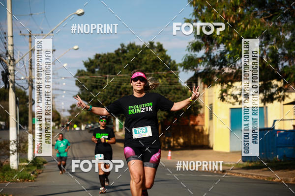 Buy your photos of the eventEvolution Run 21k 2019 on Fotop