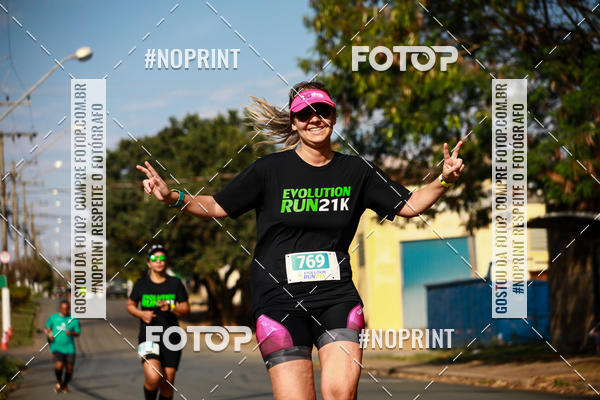 Buy your photos of the eventEvolution Run 21k 2019 on Fotop