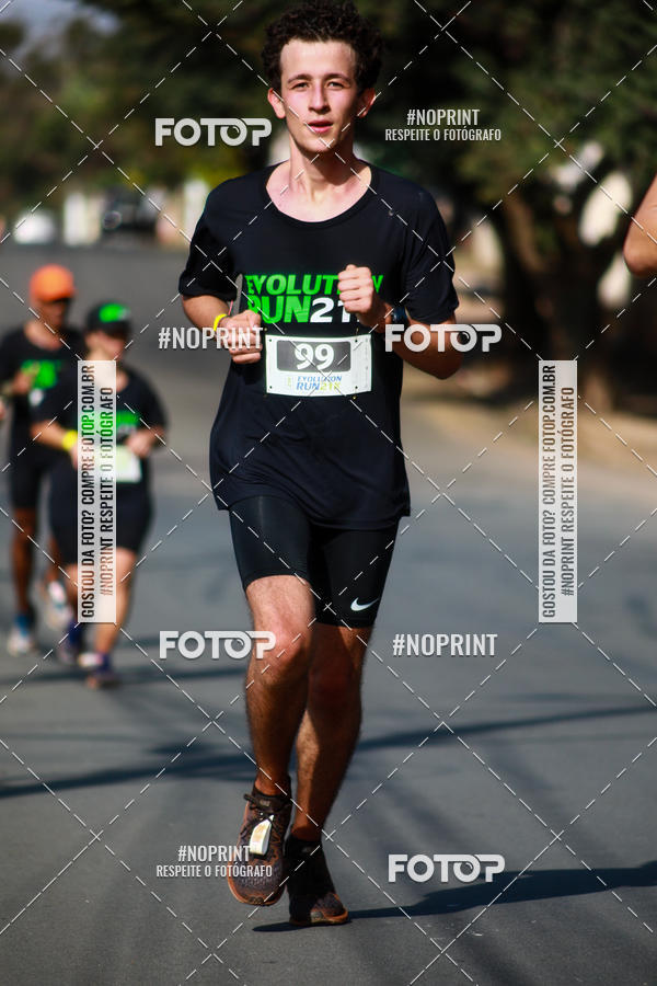 Buy your photos of the eventEvolution Run 21k 2019 on Fotop