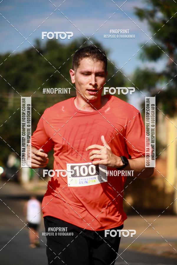 Buy your photos of the eventEvolution Run 21k 2019 on Fotop