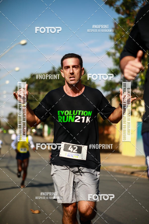 Buy your photos of the eventEvolution Run 21k 2019 on Fotop