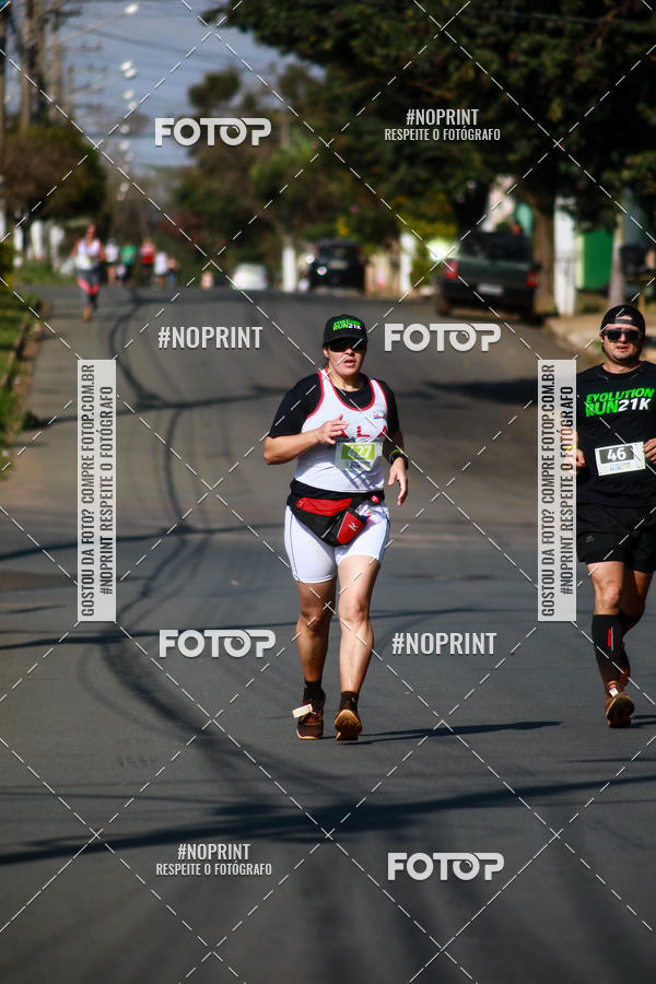 Buy your photos of the eventEvolution Run 21k 2019 on Fotop