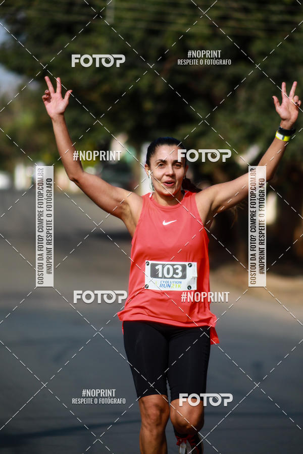 Buy your photos of the eventEvolution Run 21k 2019 on Fotop