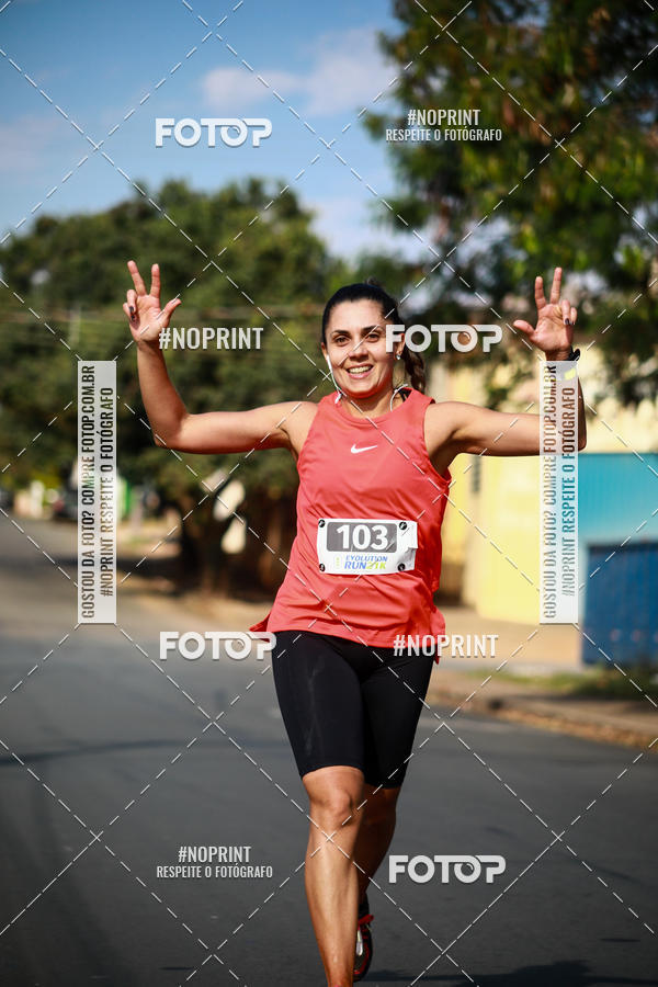 Buy your photos of the eventEvolution Run 21k 2019 on Fotop