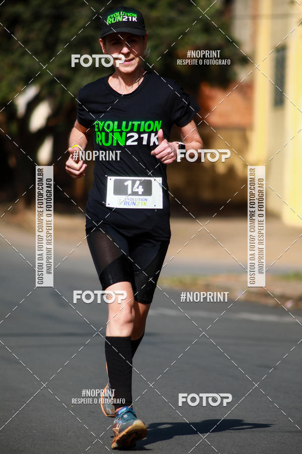 Buy your photos of the eventEvolution Run 21k 2019 on Fotop