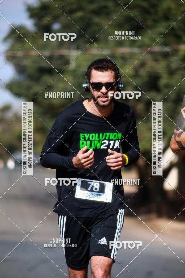 Buy your photos of the eventEvolution Run 21k 2019 on Fotop