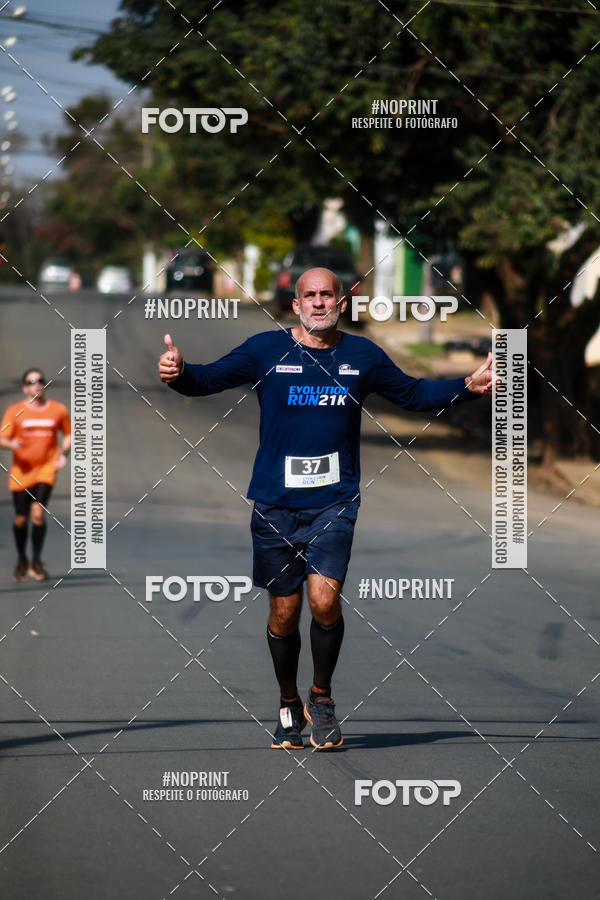 Buy your photos of the eventEvolution Run 21k 2019 on Fotop