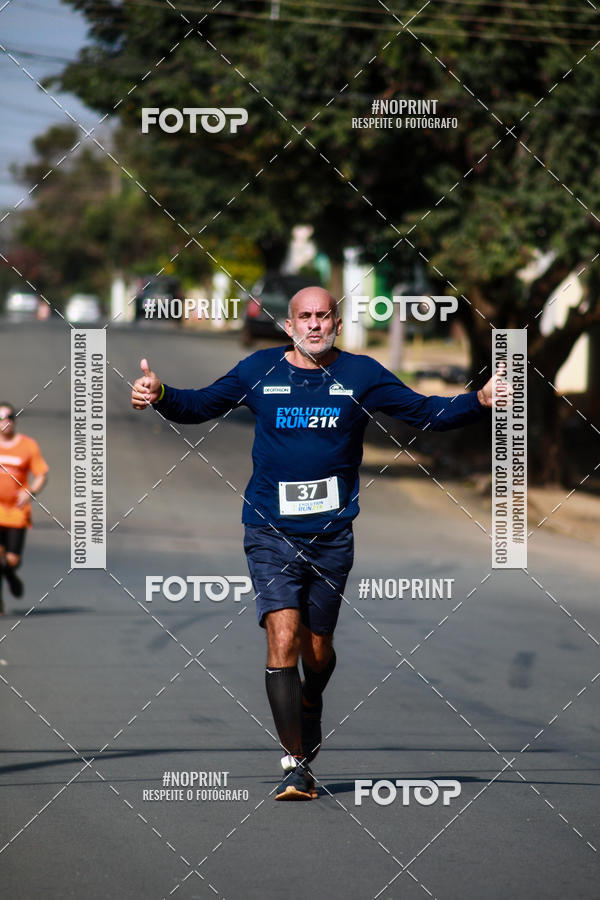 Buy your photos of the eventEvolution Run 21k 2019 on Fotop