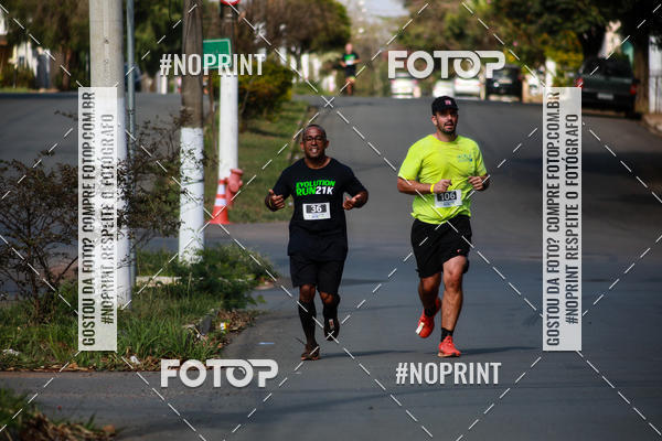 Buy your photos of the eventEvolution Run 21k 2019 on Fotop