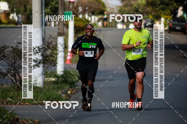 Buy your photos of the eventEvolution Run 21k 2019 on Fotop