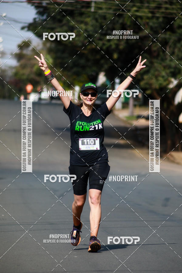 Buy your photos of the eventEvolution Run 21k 2019 on Fotop