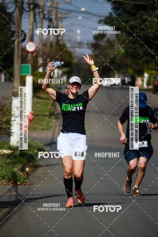 Buy your photos of the eventEvolution Run 21k 2019 on Fotop