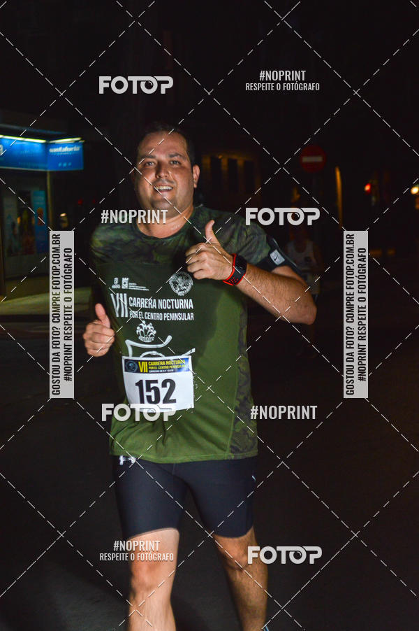 Buy your photos of the eventVII CARRERA NOCTURNA POR EL CENTRO PENINSULAR on Fotop