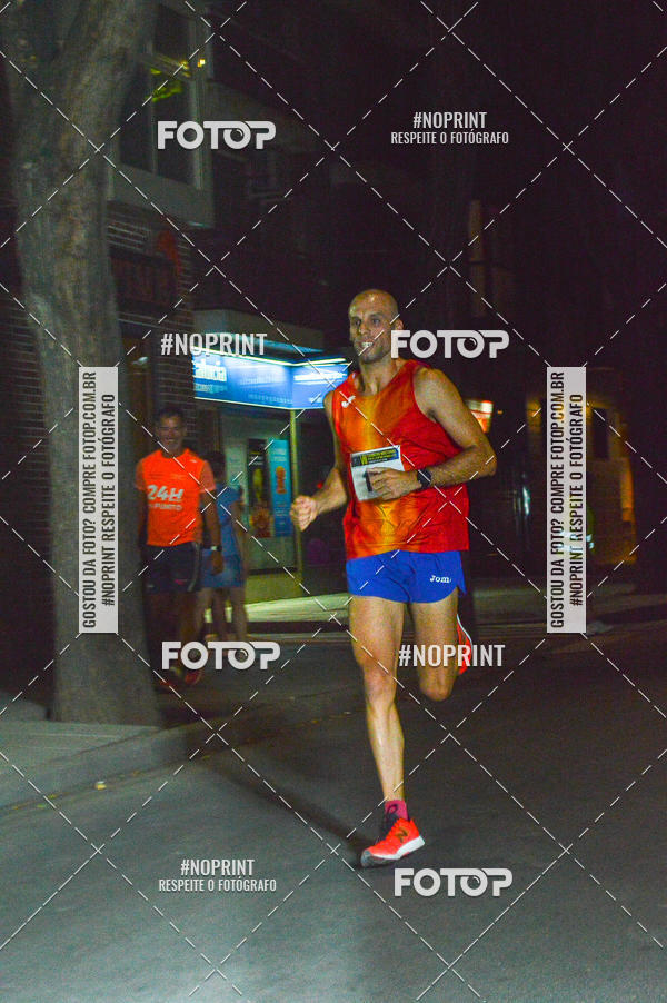 Buy your photos of the eventVII CARRERA NOCTURNA POR EL CENTRO PENINSULAR on Fotop
