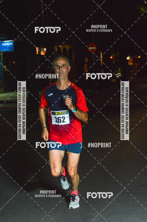 Buy your photos of the eventVII CARRERA NOCTURNA POR EL CENTRO PENINSULAR on Fotop