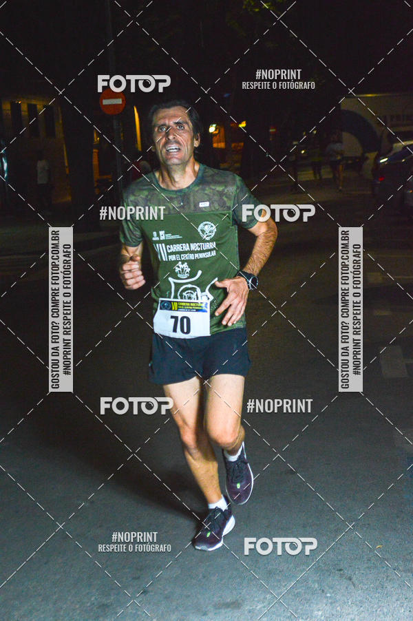 Buy your photos of the eventVII CARRERA NOCTURNA POR EL CENTRO PENINSULAR on Fotop