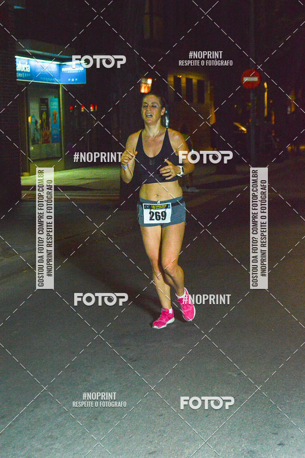 Buy your photos of the eventVII CARRERA NOCTURNA POR EL CENTRO PENINSULAR on Fotop