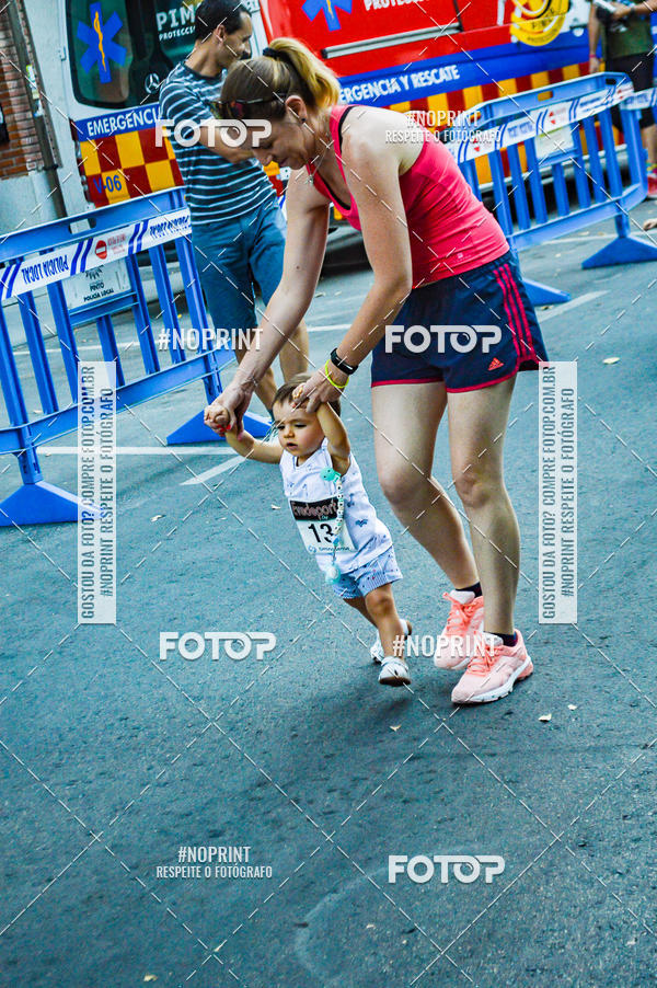 Buy your photos of the eventVII CARRERA NOCTURNA POR EL CENTRO PENINSULAR on Fotop