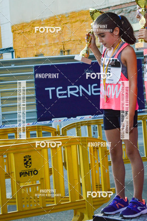 Buy your photos of the eventVII CARRERA NOCTURNA POR EL CENTRO PENINSULAR on Fotop