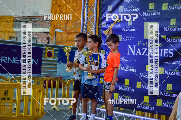 Buy your photos of the eventVII CARRERA NOCTURNA POR EL CENTRO PENINSULAR on Fotop
