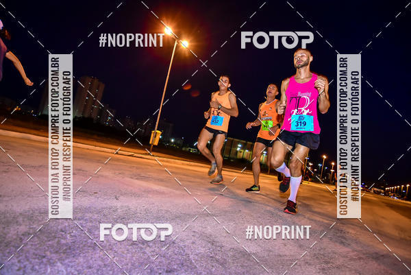 Buy your photos of the event1 Corrida Noturna Super 17 - Etapa Mogi das Cruzes on Fotop