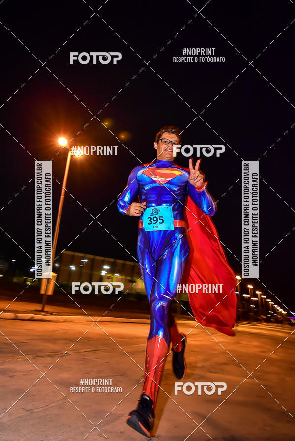 Buy your photos of the event1 Corrida Noturna Super 17 - Etapa Mogi das Cruzes on Fotop