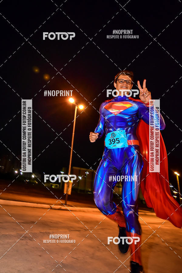 Buy your photos of the event1 Corrida Noturna Super 17 - Etapa Mogi das Cruzes on Fotop