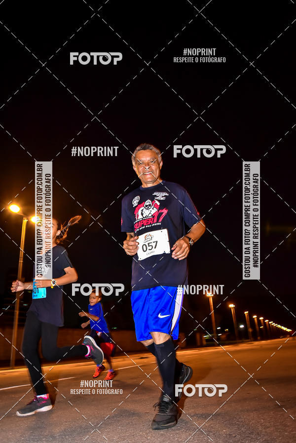 Buy your photos of the event1 Corrida Noturna Super 17 - Etapa Mogi das Cruzes on Fotop