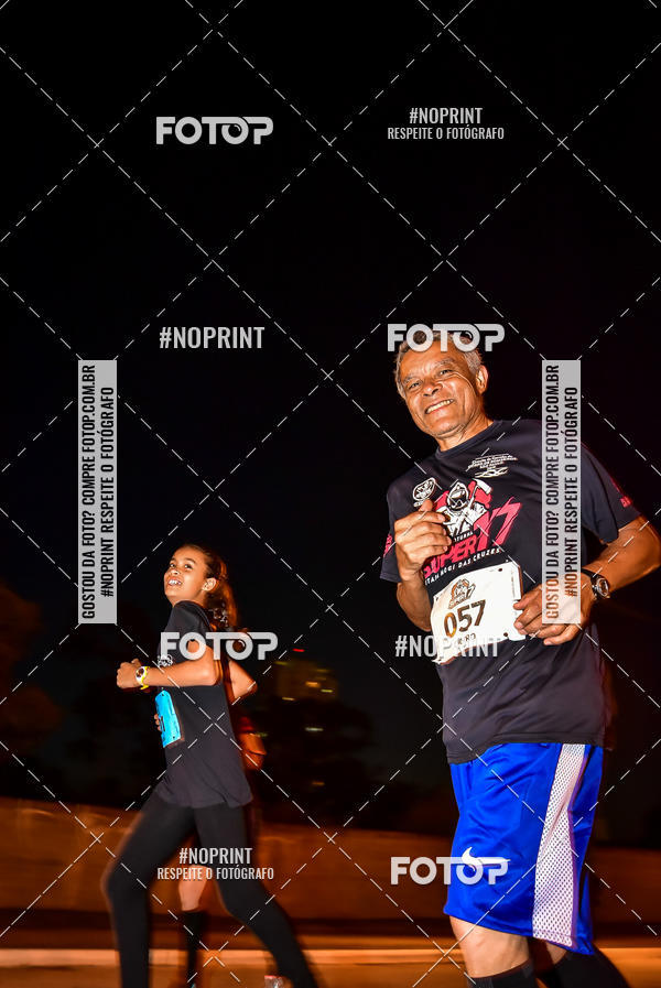 Buy your photos of the event1 Corrida Noturna Super 17 - Etapa Mogi das Cruzes on Fotop