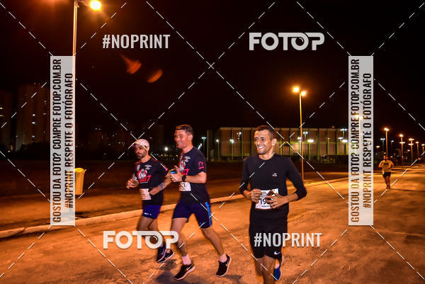 Buy your photos of the event1 Corrida Noturna Super 17 - Etapa Mogi das Cruzes on Fotop