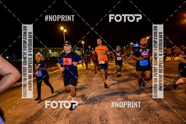 Buy your photos of the event1 Corrida Noturna Super 17 - Etapa Mogi das Cruzes on Fotop