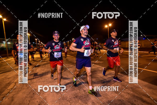 Buy your photos of the event1 Corrida Noturna Super 17 - Etapa Mogi das Cruzes on Fotop
