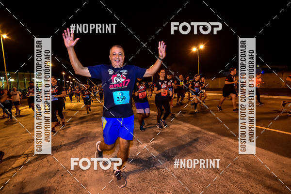 Buy your photos of the event1 Corrida Noturna Super 17 - Etapa Mogi das Cruzes on Fotop