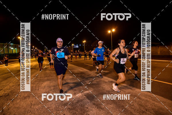 Buy your photos of the event1 Corrida Noturna Super 17 - Etapa Mogi das Cruzes on Fotop