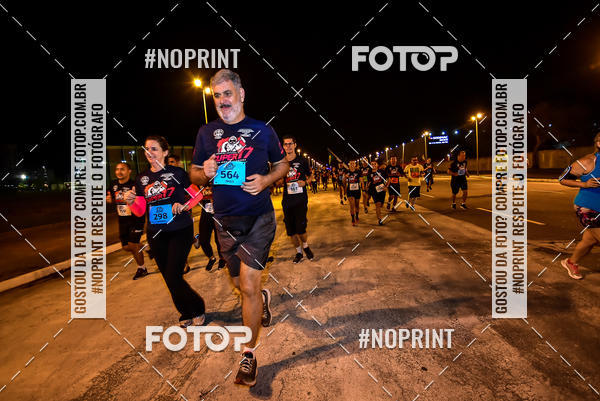 Buy your photos of the event1 Corrida Noturna Super 17 - Etapa Mogi das Cruzes on Fotop