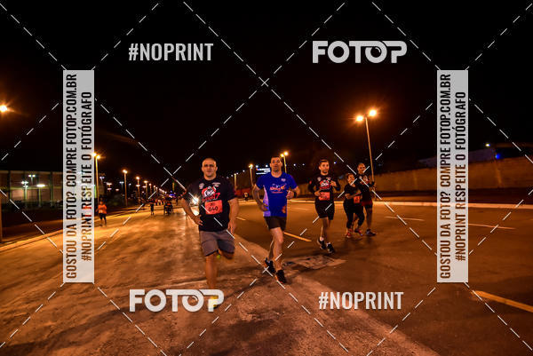 Buy your photos of the event1 Corrida Noturna Super 17 - Etapa Mogi das Cruzes on Fotop