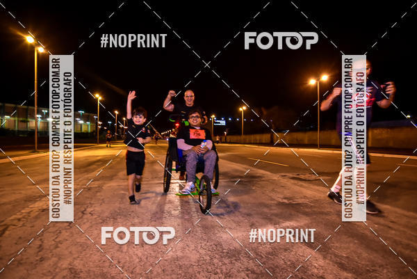 Buy your photos of the event1 Corrida Noturna Super 17 - Etapa Mogi das Cruzes on Fotop