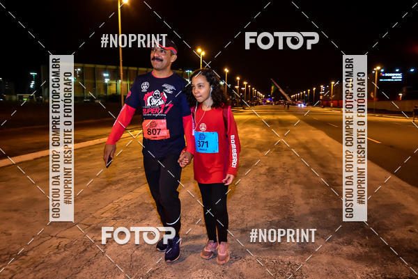 Buy your photos of the event1 Corrida Noturna Super 17 - Etapa Mogi das Cruzes on Fotop