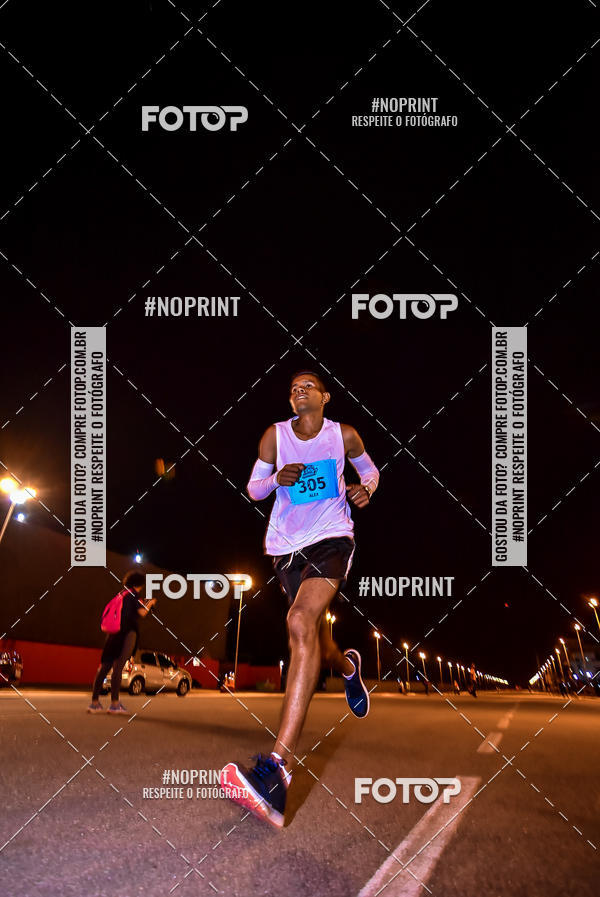 Buy your photos of the event1 Corrida Noturna Super 17 - Etapa Mogi das Cruzes on Fotop