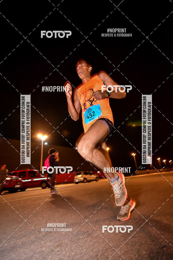 Buy your photos of the event1 Corrida Noturna Super 17 - Etapa Mogi das Cruzes on Fotop