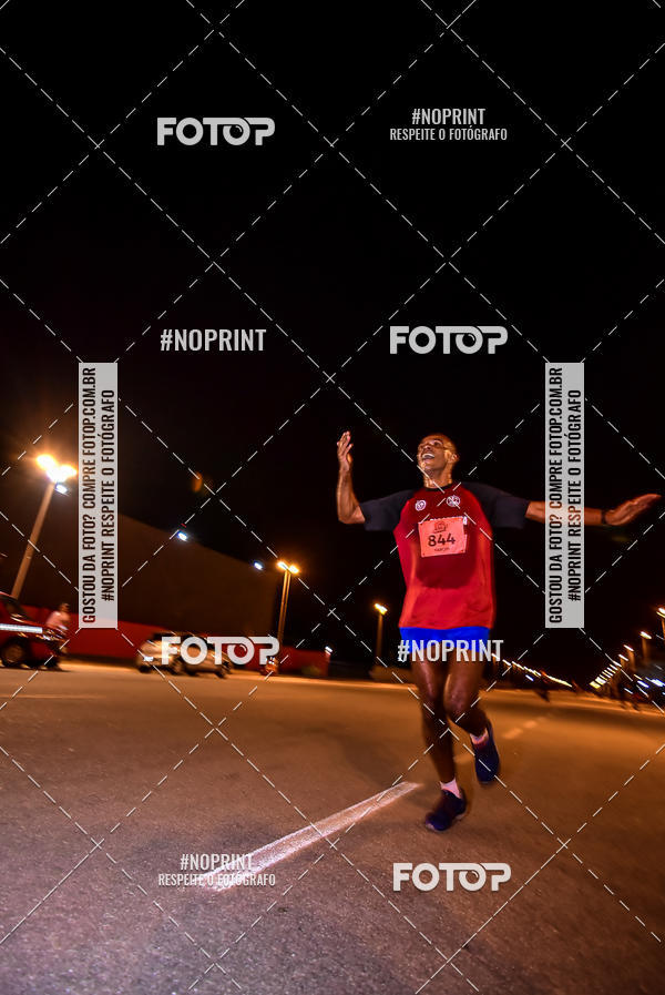 Buy your photos of the event1 Corrida Noturna Super 17 - Etapa Mogi das Cruzes on Fotop