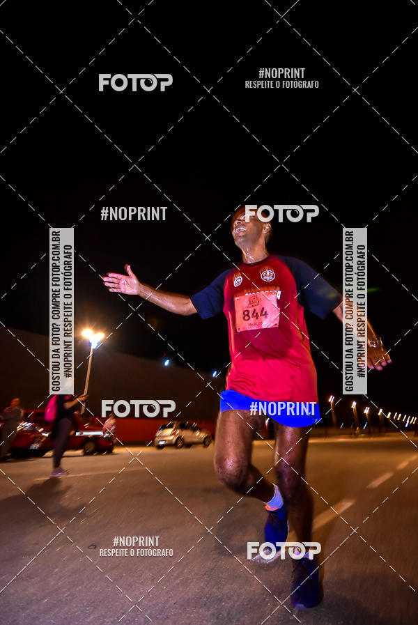 Buy your photos of the event1 Corrida Noturna Super 17 - Etapa Mogi das Cruzes on Fotop