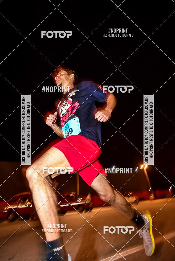 Buy your photos of the event1 Corrida Noturna Super 17 - Etapa Mogi das Cruzes on Fotop