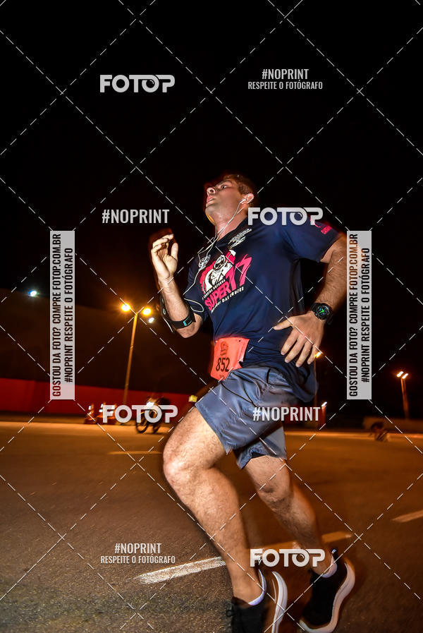 Buy your photos of the event1 Corrida Noturna Super 17 - Etapa Mogi das Cruzes on Fotop