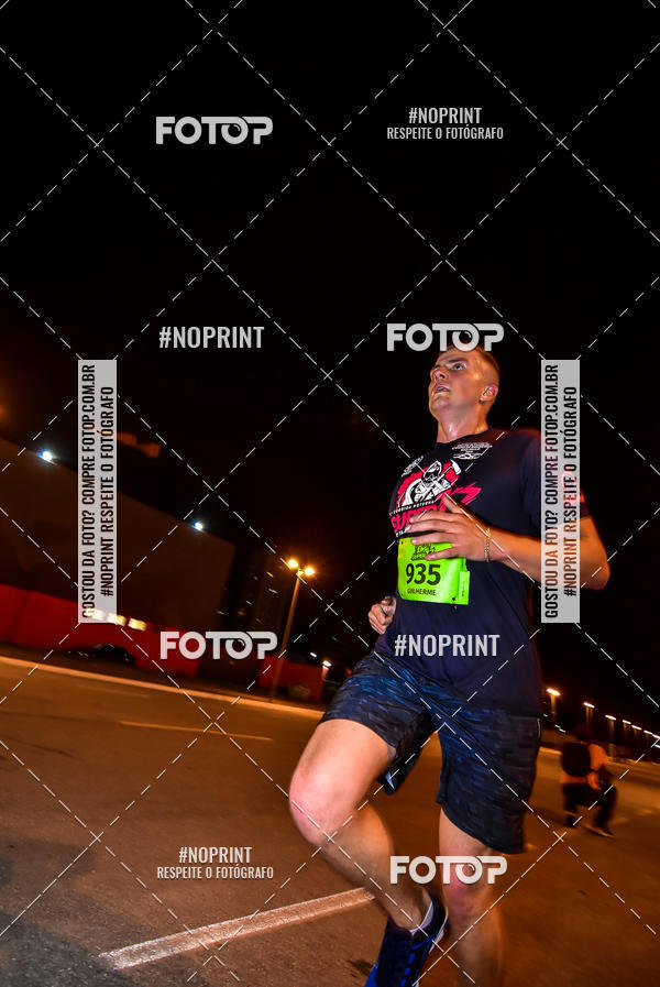 Buy your photos of the event1 Corrida Noturna Super 17 - Etapa Mogi das Cruzes on Fotop