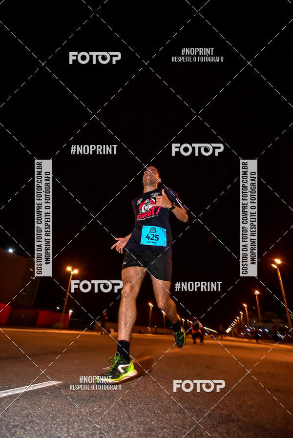 Buy your photos of the event1 Corrida Noturna Super 17 - Etapa Mogi das Cruzes on Fotop