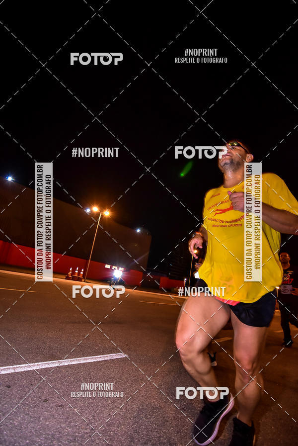 Buy your photos of the event1 Corrida Noturna Super 17 - Etapa Mogi das Cruzes on Fotop
