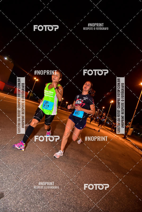 Buy your photos of the event1 Corrida Noturna Super 17 - Etapa Mogi das Cruzes on Fotop
